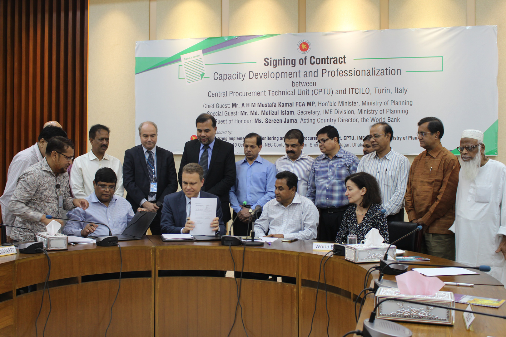 Contract Signing with ITC-ILO-Contract Signing with ITC-ILO